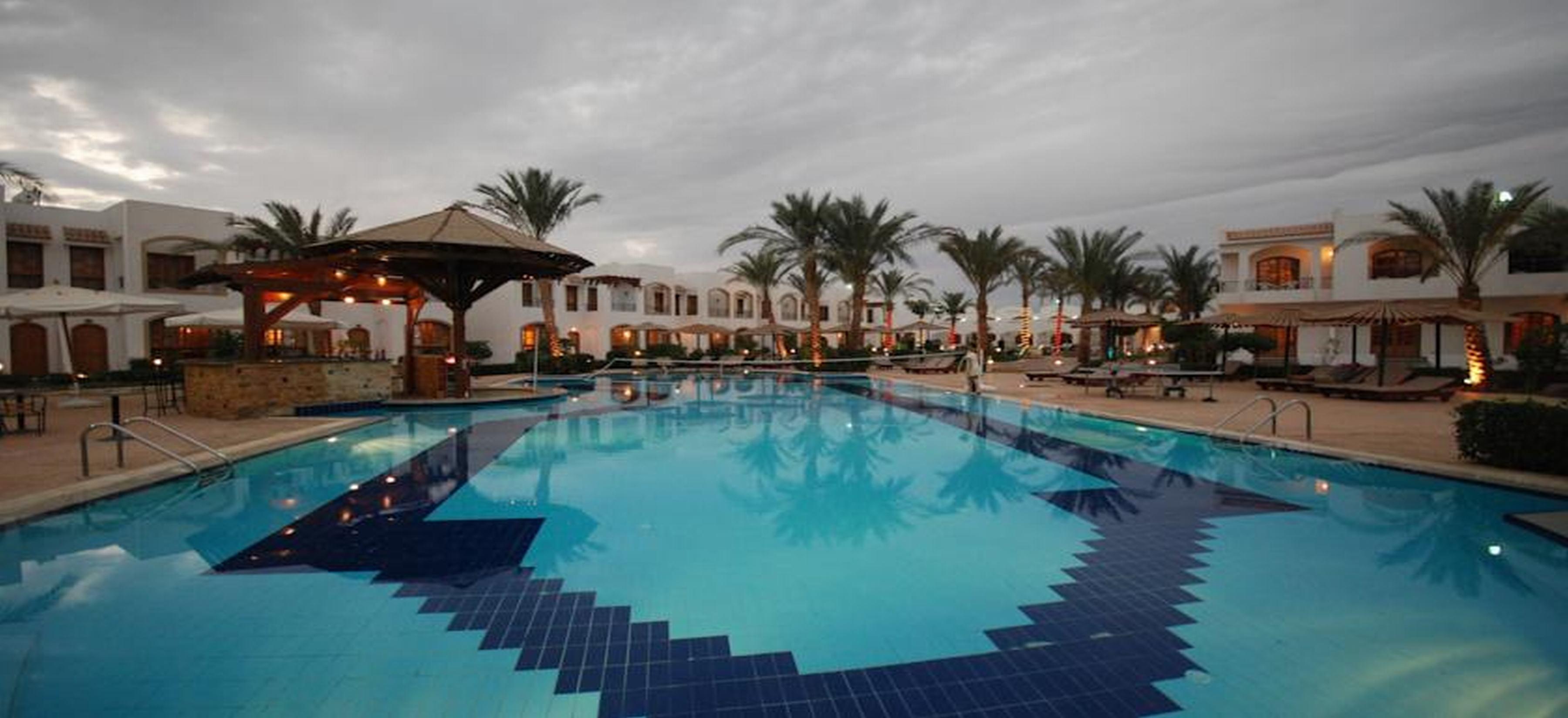 Coral Hills 3*